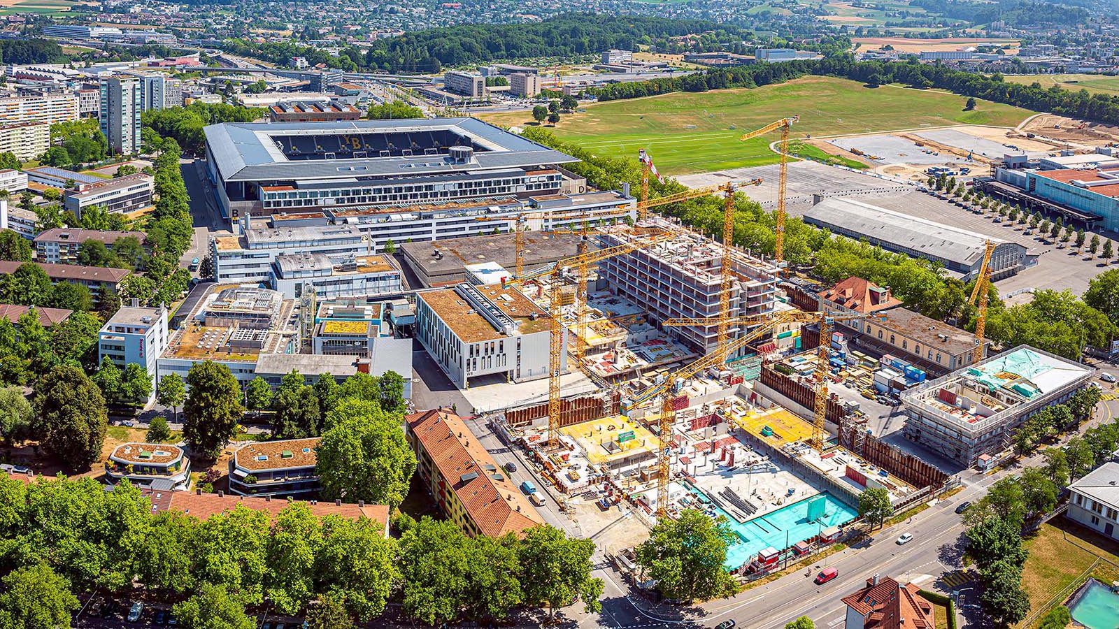 Services aerial photograph of a construction project in Frankfurt, Germany