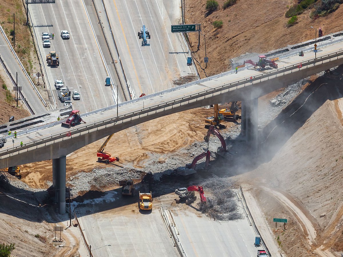 Blog image of the replacement of an overpass on 405 freeway construction, called "carmageddon" by the media.